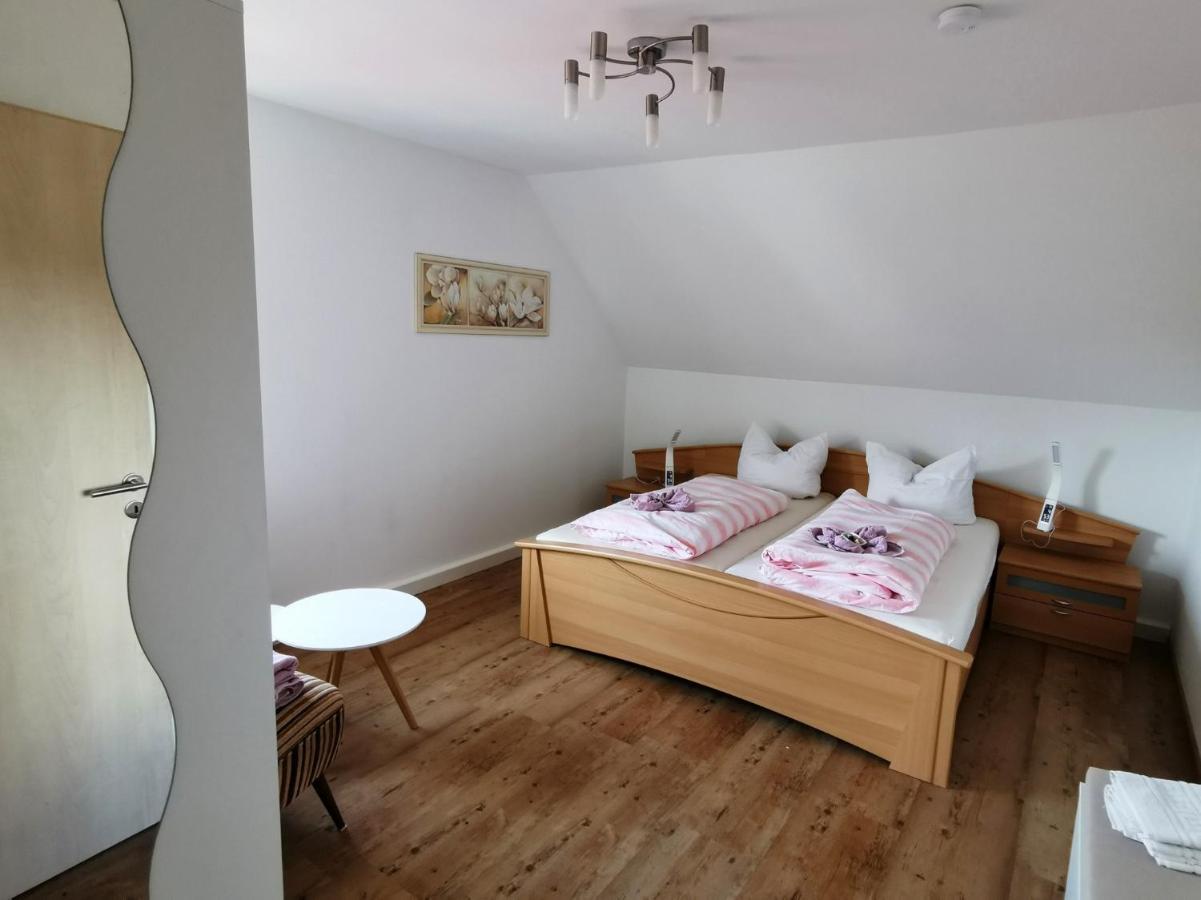 Ferienwohnung Martina Sinzing Ngoại thất bức ảnh